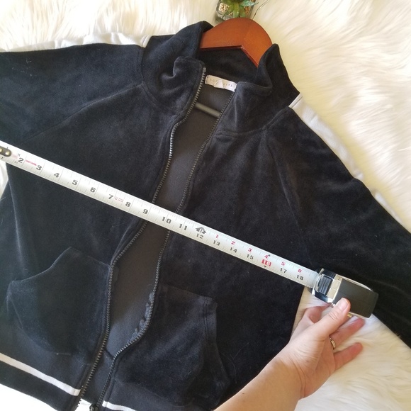 Last Chance SOCIALITE Black Velvet Bomber Jacket - Picture 5 of 8